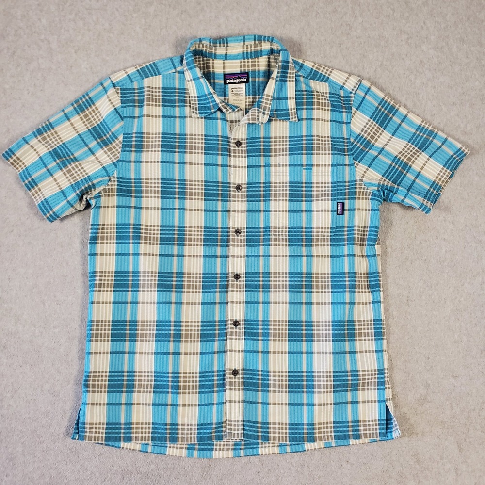 Patagonia Mens Large Blue Tan Plaid Short Sleeve Button Up Shirt Cotton Blend